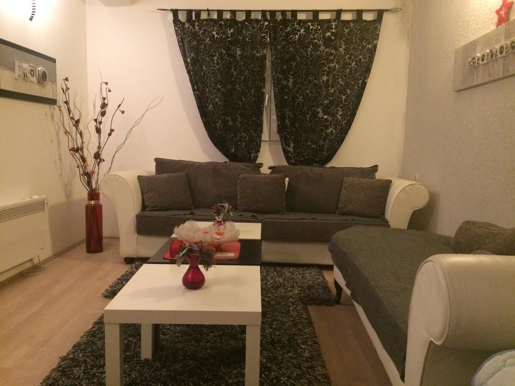 Apartment Old Town 포드고리차 외부 사진