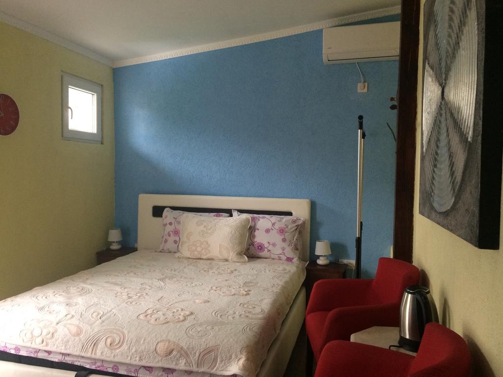 Apartment Old Town 포드고리차 외부 사진